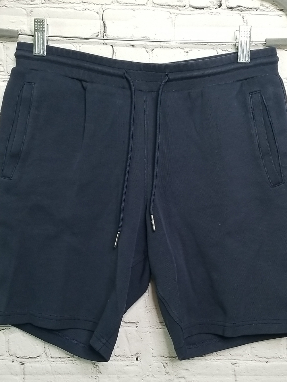 EXPRESS mens work out shorts size XSmall navy blue STRETCH EUC